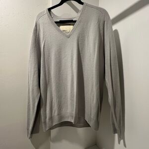 Frenckenberger Cashmere V-Neck Sweater in Light Grey